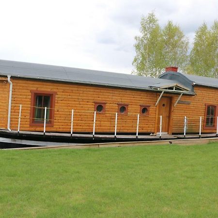 Dutch hausboat MOLENDIEP built 1909 Mosty Exterior foto